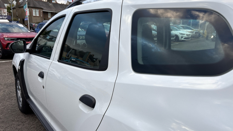 Dacia Duster 1.0 TCe 90 Essential 5dr Petrol Estate